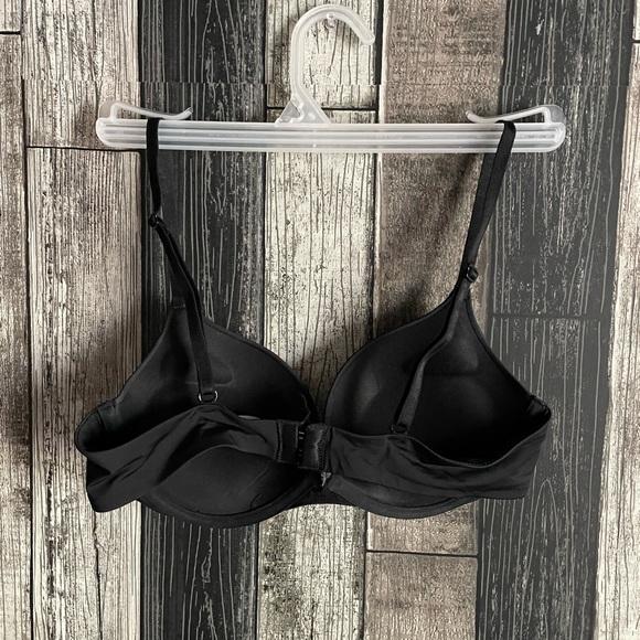 Adore Me- Push-up Plunge Bra and Panties - Picture 3 of 7